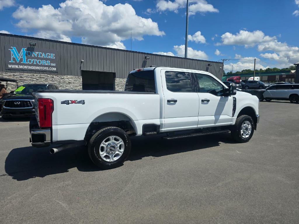 Photo 6 of this FORD SUPER DUTY F-25