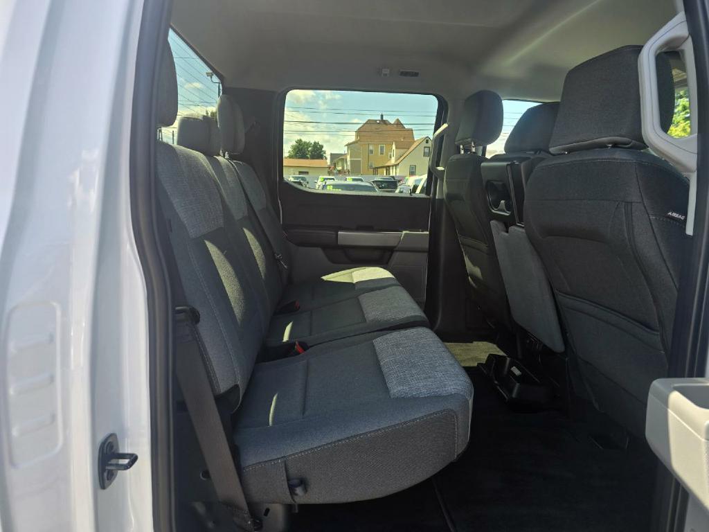 Photo 14 of this FORD SUPER DUTY F-25