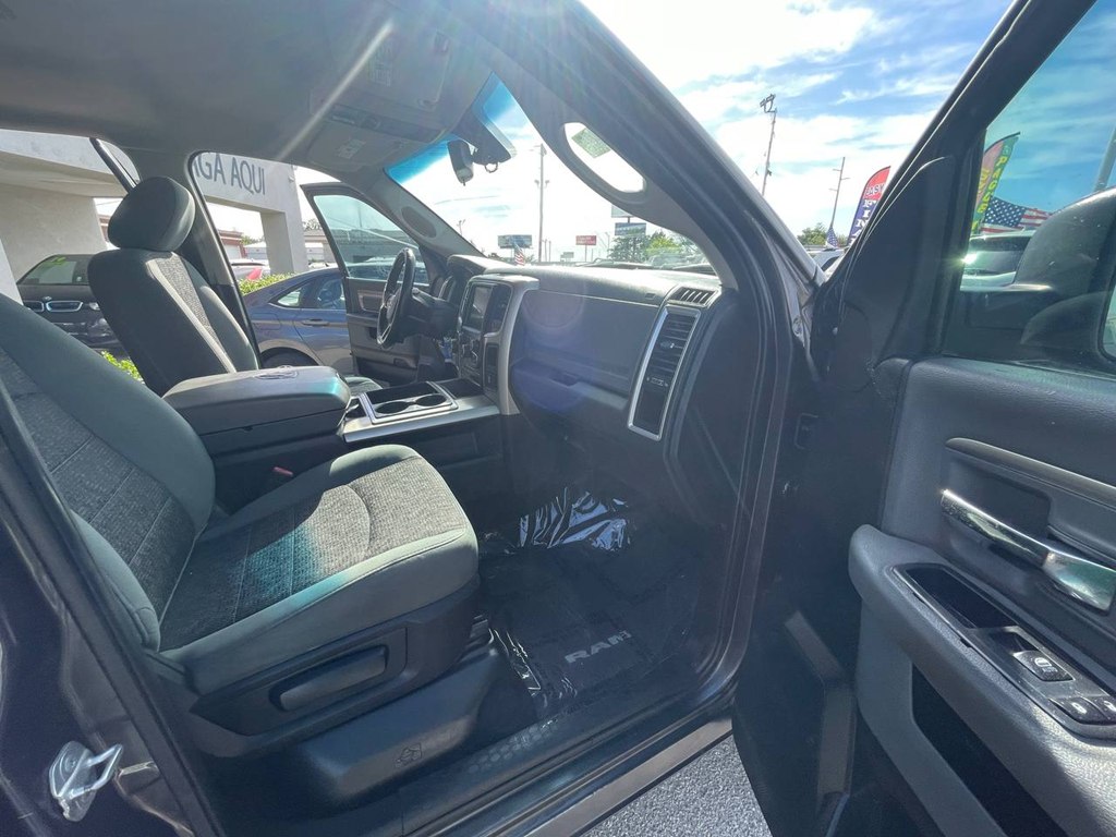 Photo 18 of this RAM 1500