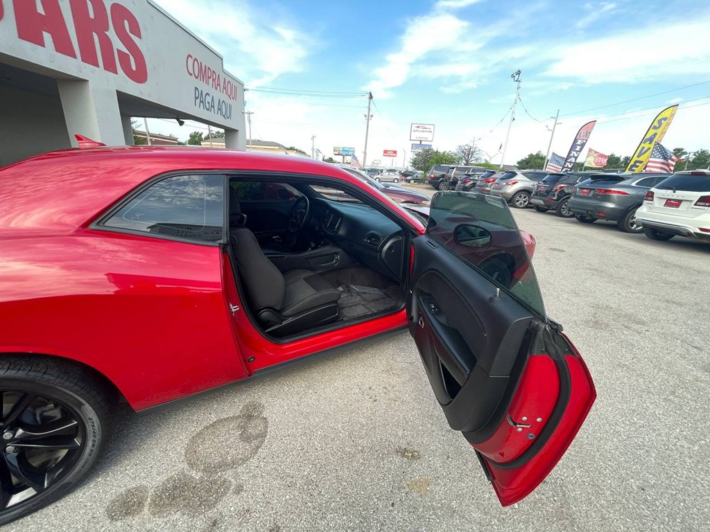 Photo 15 of this DODGE CHALLENGER