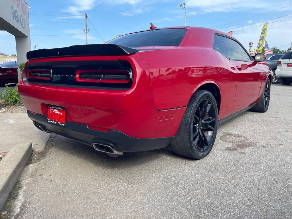 Photo 8 of this DODGE CHALLENGER