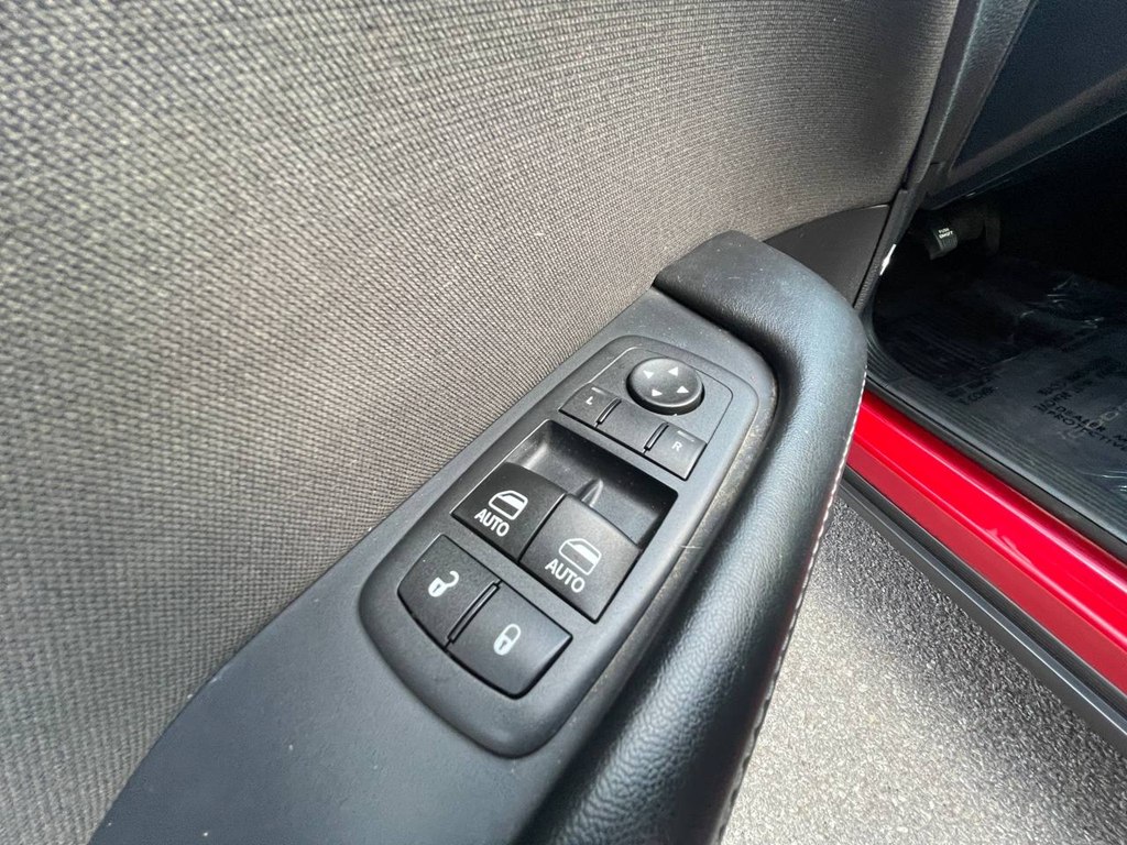Photo 17 of this DODGE CHALLENGER