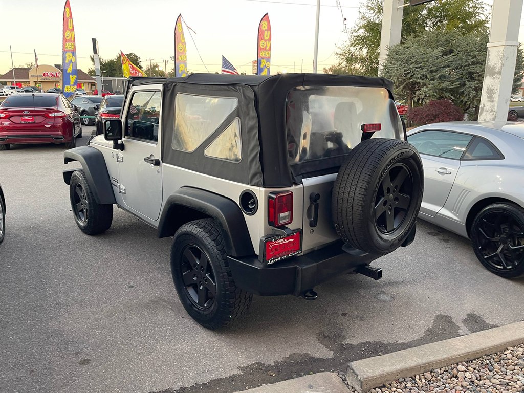 Photo 4 of this JEEP WRANGLER