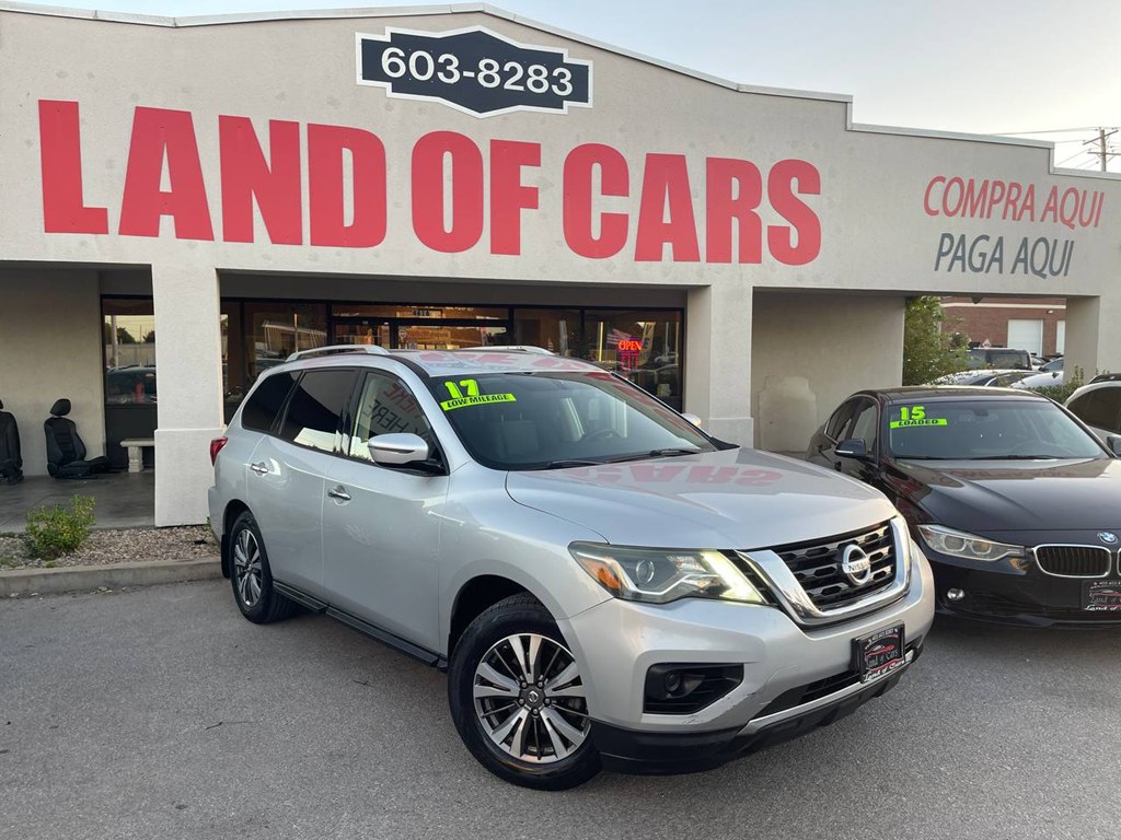 Photo 48 of this NISSAN PATHFINDER
