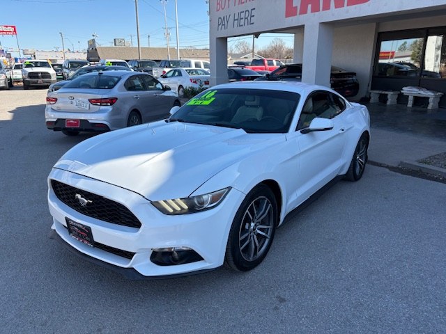 Photo 6 of this FORD MUSTANG
