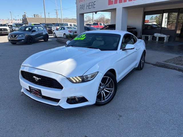 Photo 3 of this FORD MUSTANG