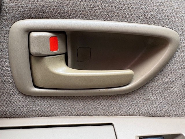 Photo 15 of this TOYOTA SEQUOIA