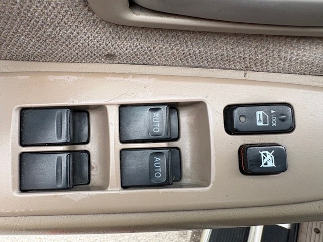 Photo 18 of this TOYOTA SEQUOIA
