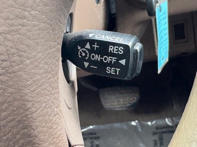 Photo 21 of this TOYOTA SEQUOIA