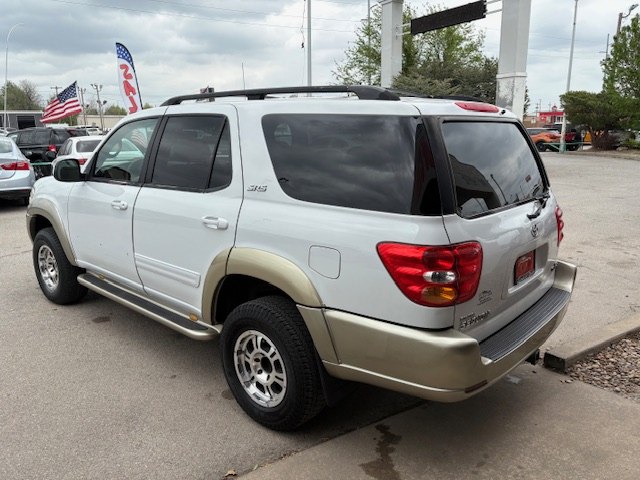 Photo 34 of this TOYOTA SEQUOIA