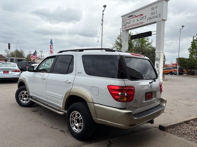Photo 2 of this TOYOTA SEQUOIA