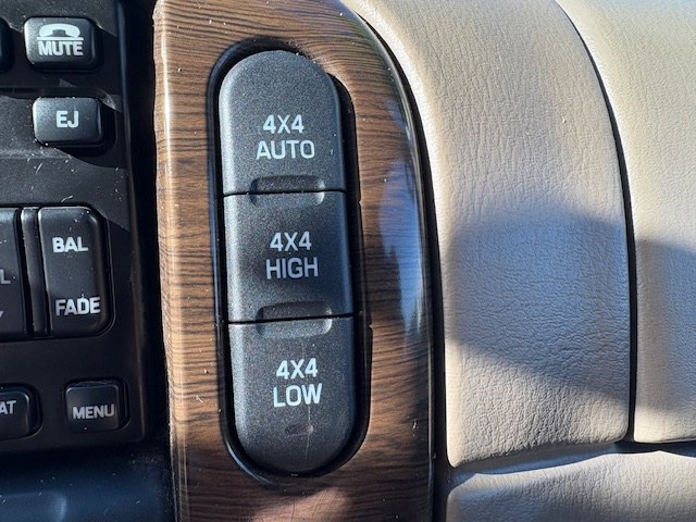 Photo 24 of this FORD EXPLORER