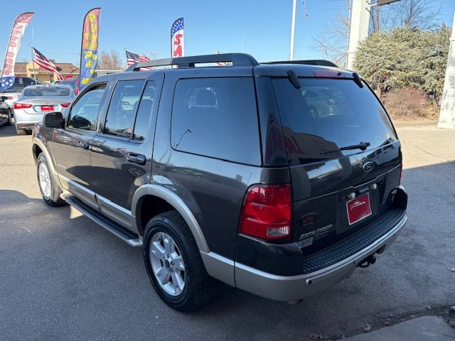 Photo 35 of this FORD EXPLORER