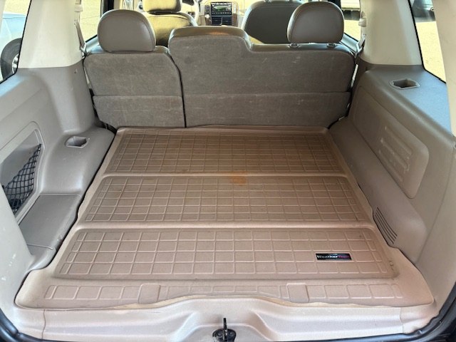 Photo 32 of this FORD EXPLORER