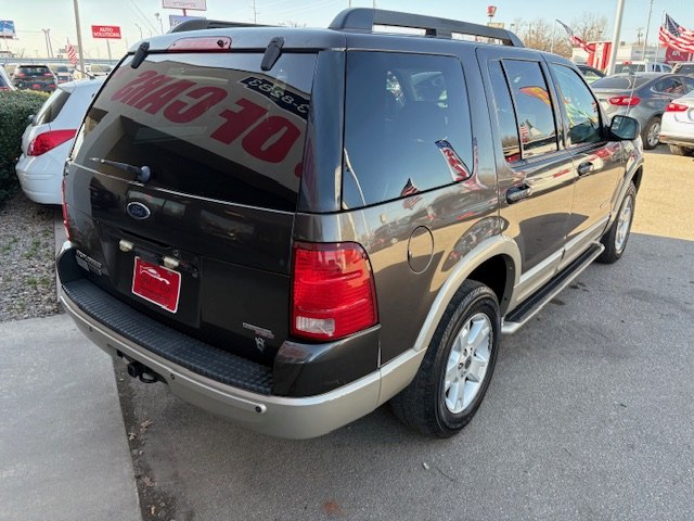 Photo 36 of this FORD EXPLORER