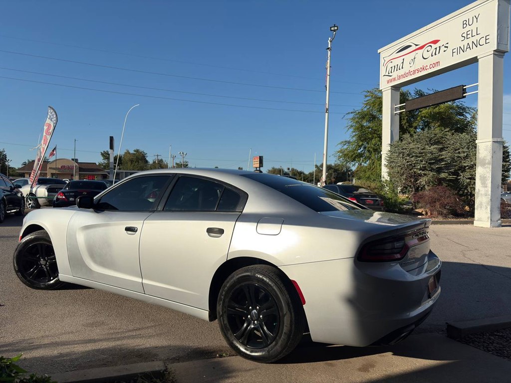 Photo 2 of this DODGE CHARGER