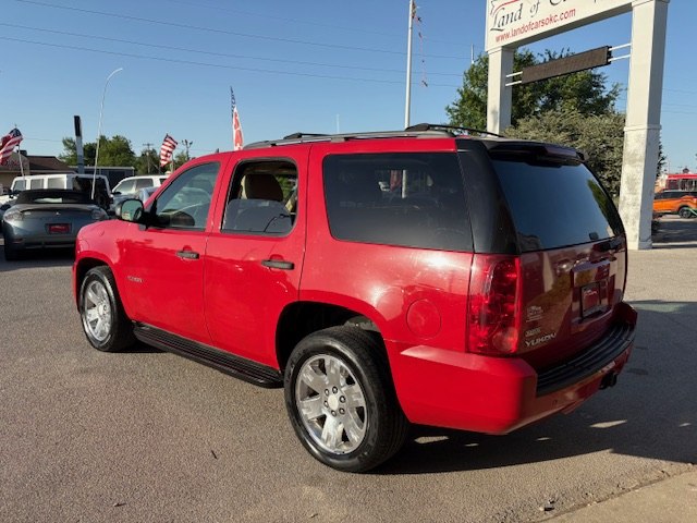 Photo 26 of this GMC YUKON