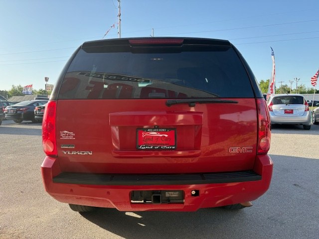 Photo 27 of this GMC YUKON