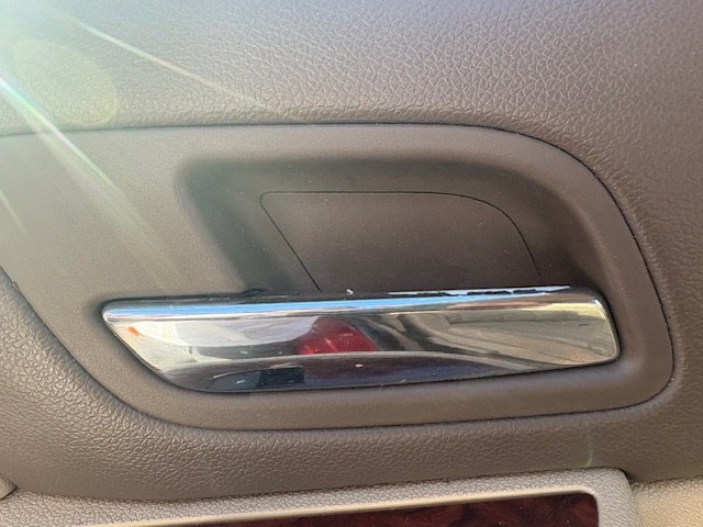 Photo 15 of this GMC YUKON