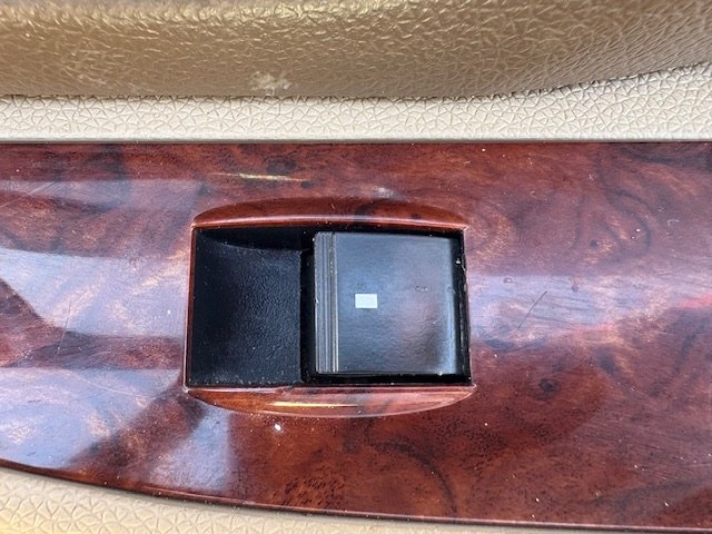 Photo 13 of this GMC YUKON