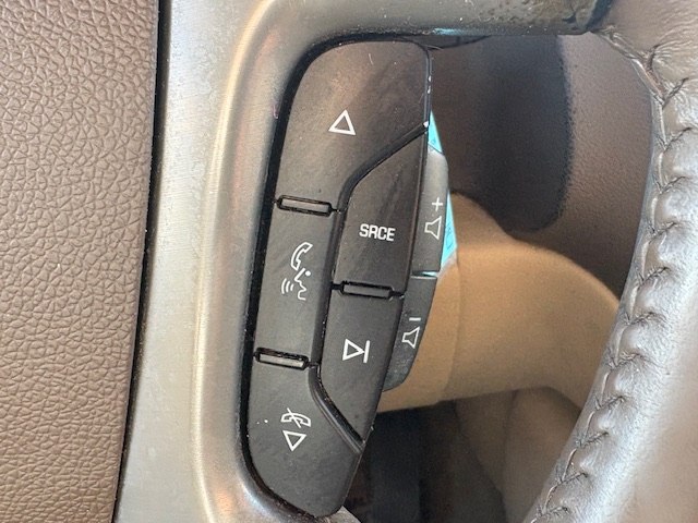 Photo 19 of this GMC YUKON