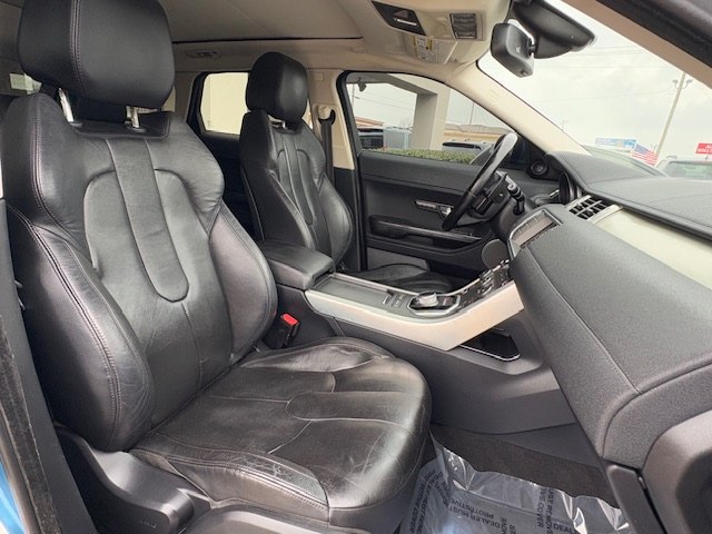 Photo 9 of this LAND ROVER RANGE ROVER EVO