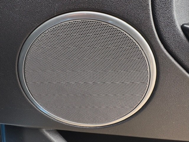 Photo 13 of this LAND ROVER RANGE ROVER EVO