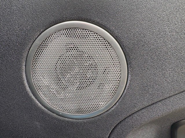 Photo 12 of this LAND ROVER RANGE ROVER EVO
