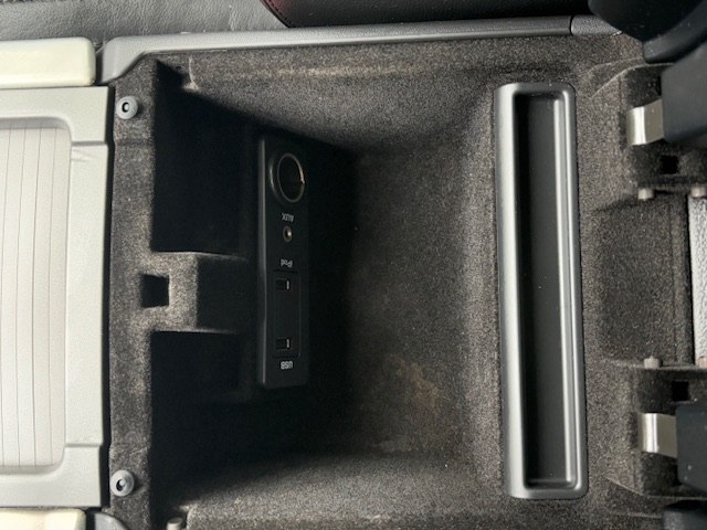 Photo 37 of this LAND ROVER RANGE ROVER EVO