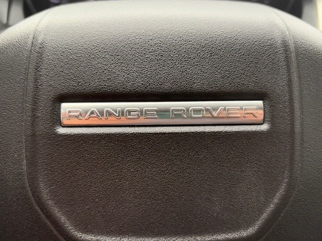 Photo 26 of this LAND ROVER RANGE ROVER EVO