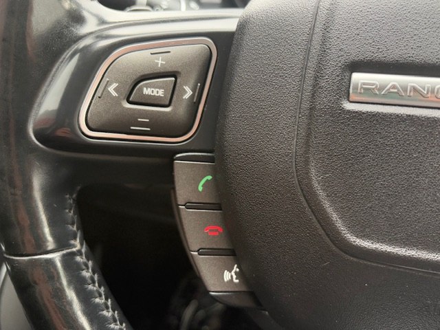 Photo 25 of this LAND ROVER RANGE ROVER EVO
