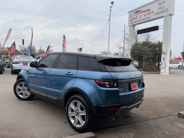 Photo 2 of this LAND ROVER RANGE ROVER EVO