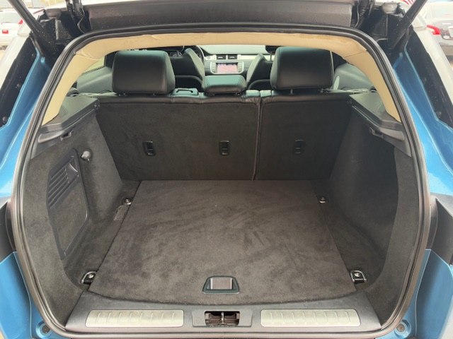 Photo 43 of this LAND ROVER RANGE ROVER EVO
