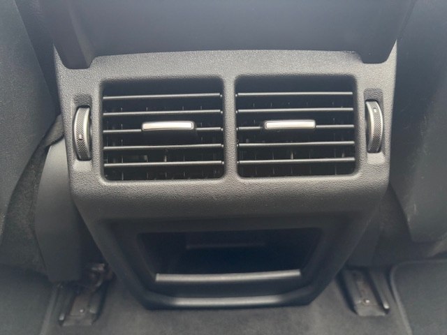Photo 39 of this LAND ROVER RANGE ROVER EVO
