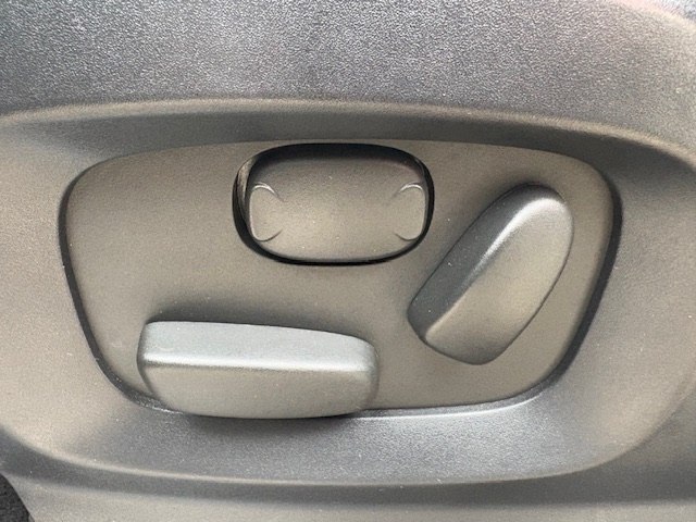 Photo 22 of this LAND ROVER RANGE ROVER EVO