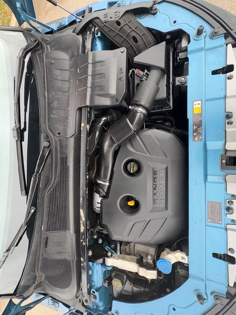 Photo 41 of this LAND ROVER RANGE ROVER EVO