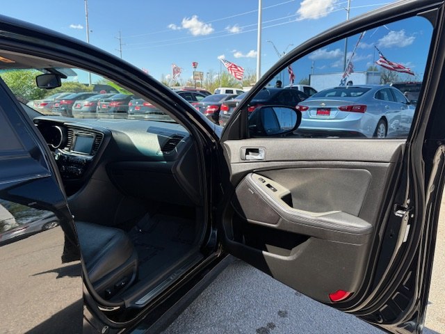 Photo 5 of this KIA OPTIMA