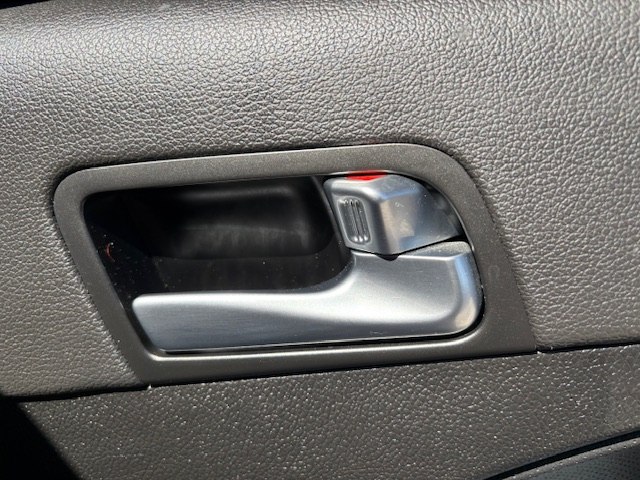 Photo 11 of this KIA OPTIMA