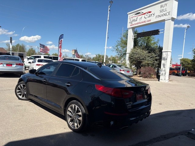 Photo 2 of this KIA OPTIMA