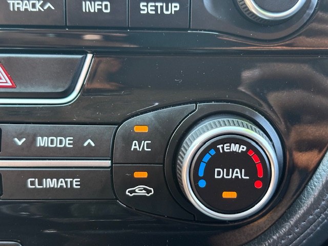 Photo 29 of this KIA OPTIMA