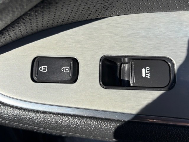 Photo 7 of this KIA OPTIMA