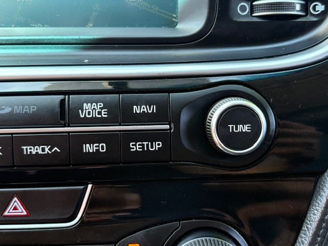 Photo 27 of this KIA OPTIMA