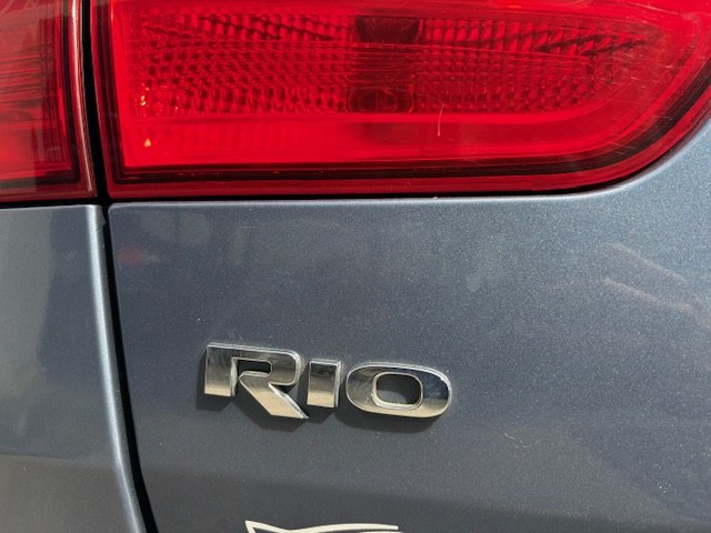 Photo 25 of this KIA RIO