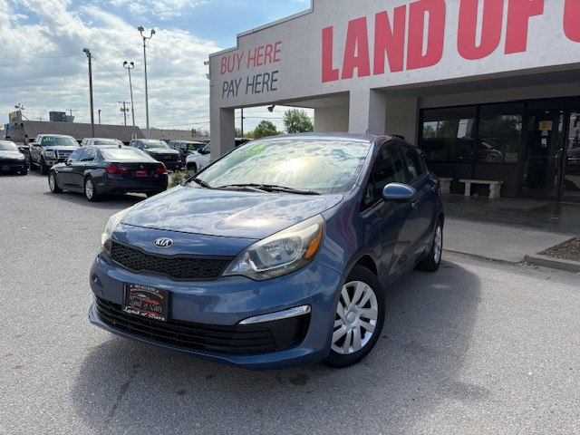 Photo 3 of this KIA RIO
