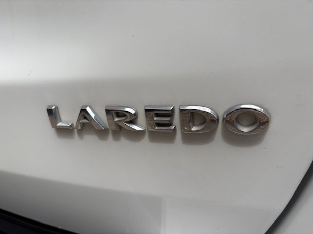 Photo 40 of this JEEP GRAND CHEROKEE