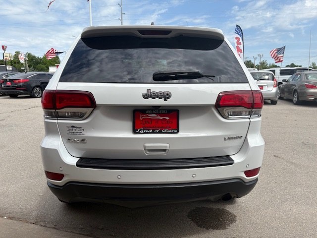 Photo 42 of this JEEP GRAND CHEROKEE