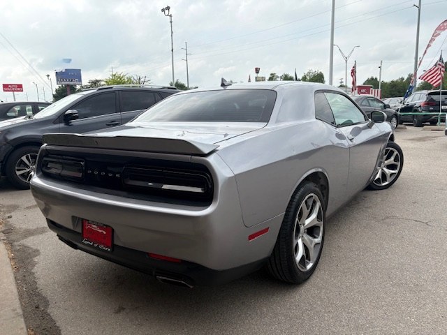 Photo 3 of this DODGE CHALLENGER
