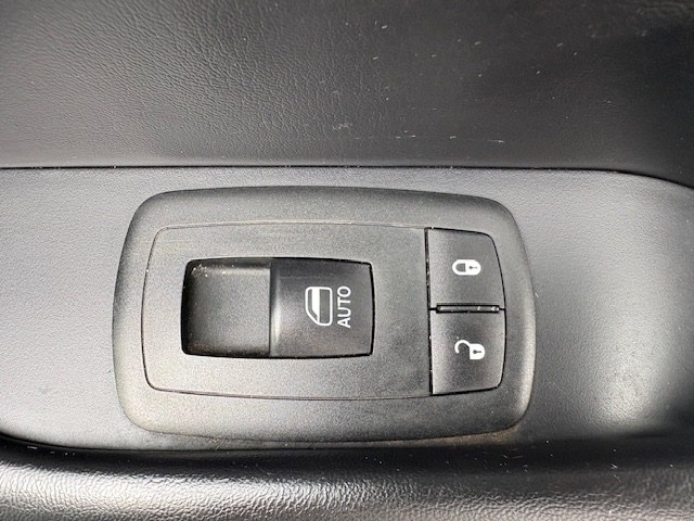 Photo 5 of this DODGE CHALLENGER