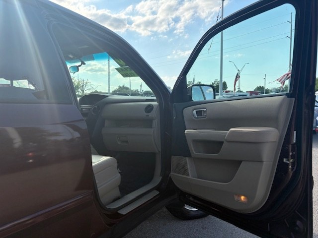 Photo 5 of this HONDA PILOT