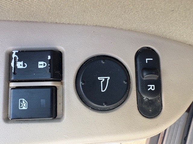 Photo 18 of this HONDA PILOT